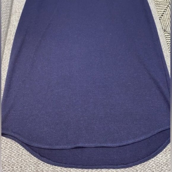 NWT Aritzia- Wilfred Free  "Bruni" Sleeveless Jersey Dress in Resin - Picture 6 of 9